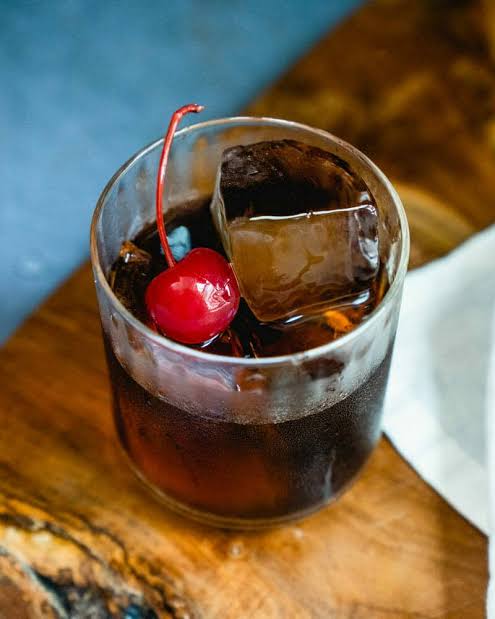 BLACK RUSSIAN